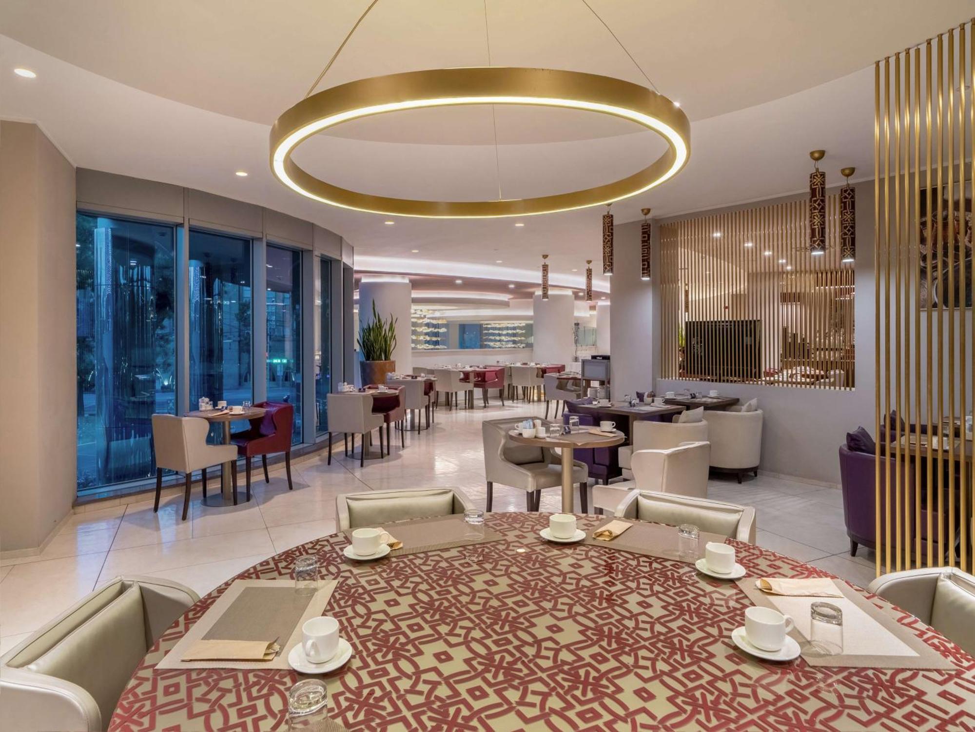 Doubletree By Hilton Yerevan City Centre Εξωτερικό φωτογραφία